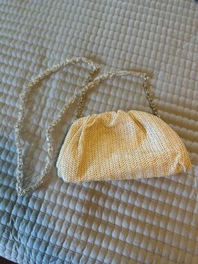 Woven Cream Shoulder Bag with Chain Strap